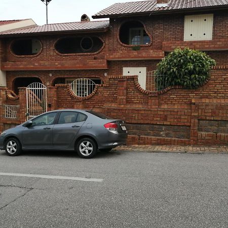 Florianópolis Coqueiros Hostel מראה חיצוני תמונה